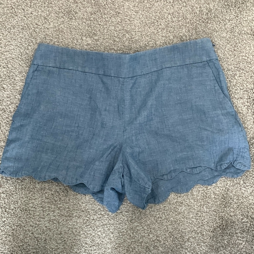 Loft chambray cotton riviera shorts with scalloped hem size 8